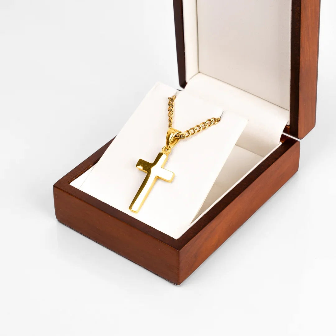 Pendentif croix or pour homme dans écrin