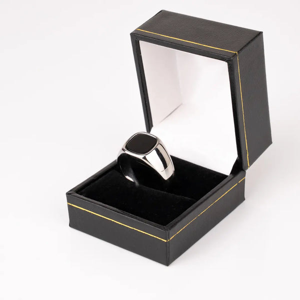 Bague pierre carrée argent pour homme dans écrin