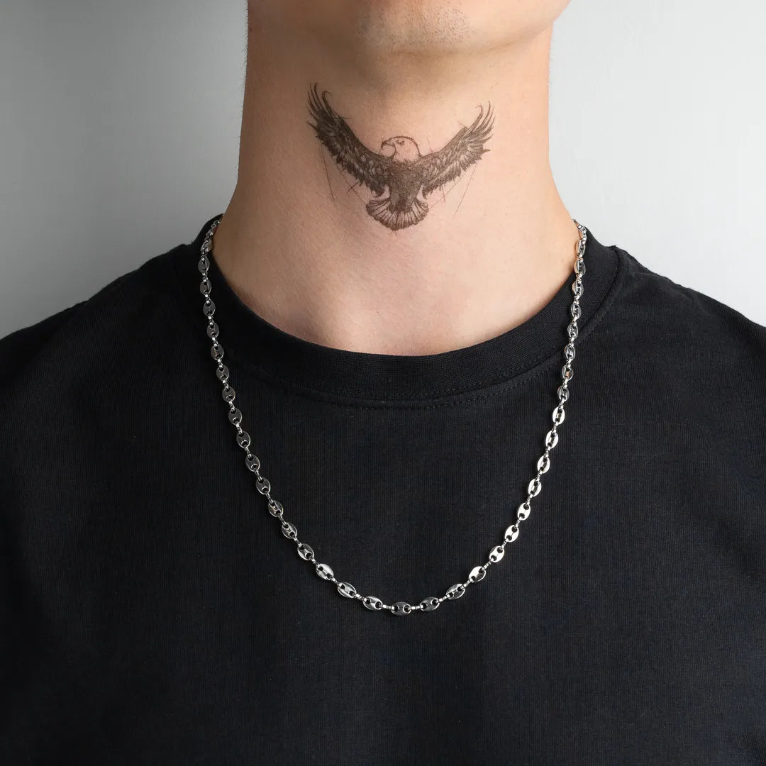 Chaîne graine de café argent 60cm pour homme portée