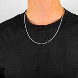 Homme portant une chaîne maille corde (argent) de 55 cm