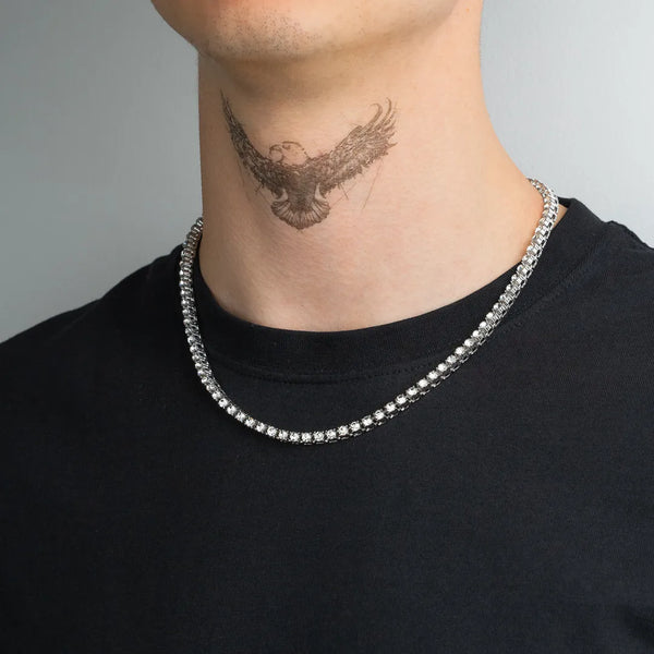 Chaîne tennis argent pour homme portée
