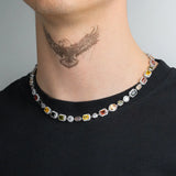 Collier de pierres précieuses argent pour homme porté