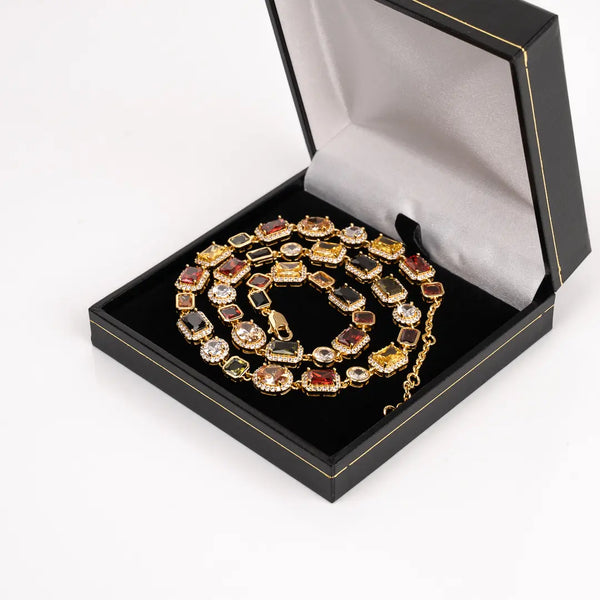Collier de pierres précieuses or pour homme dans écrin