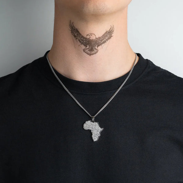 Pendentif Afrique argent pour homme porté