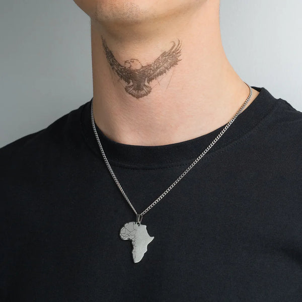 Pendentif Afrique argent pour homme porté