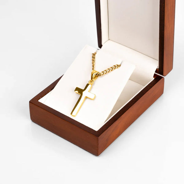 Pendentif croix or pour homme dans écrin