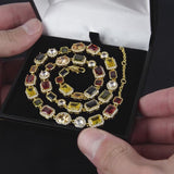 Vidéo produit d'un bijoux homme collier de pierres précieuses or
