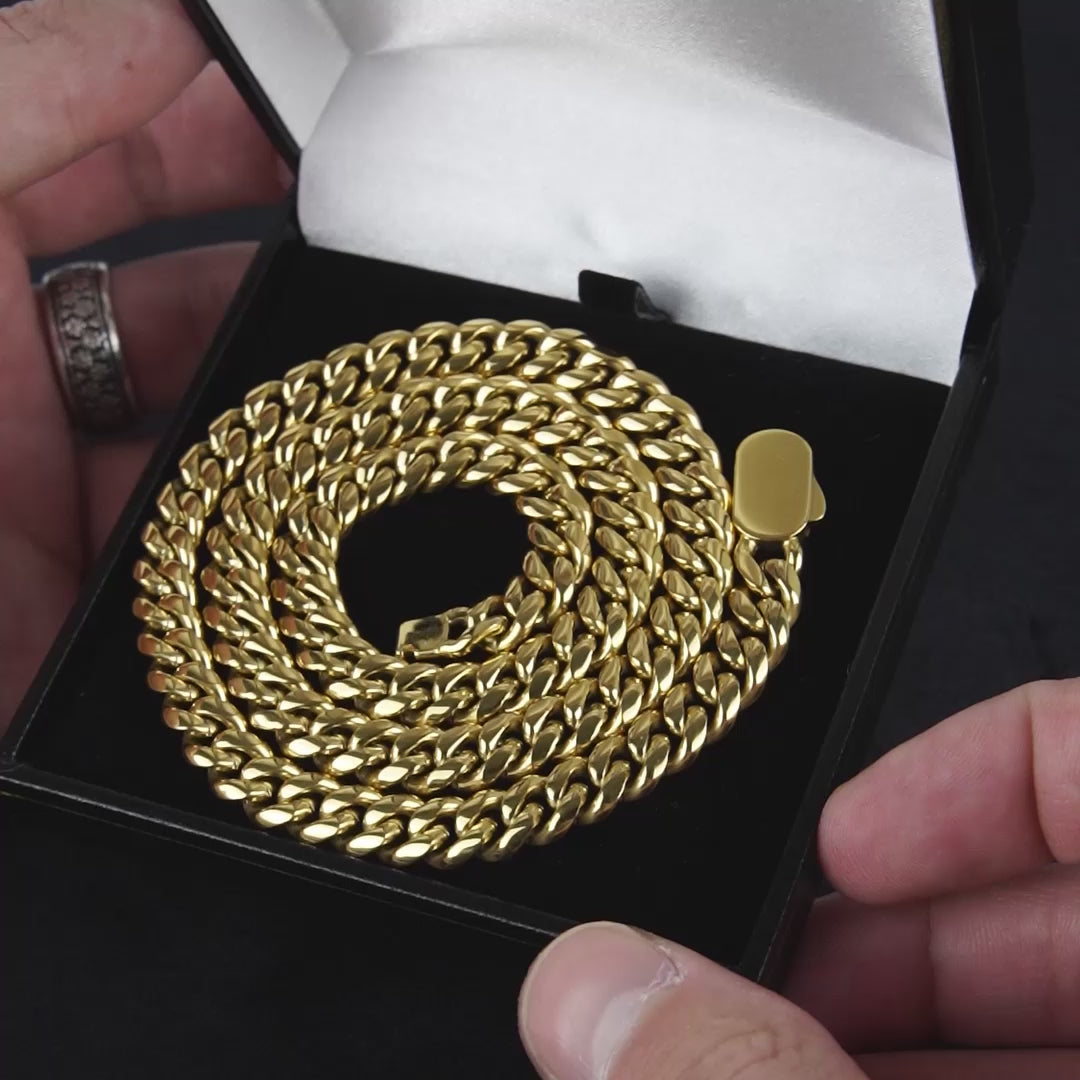 Vidéo produit d'un bijoux homme chaîne cubaine or 8mm